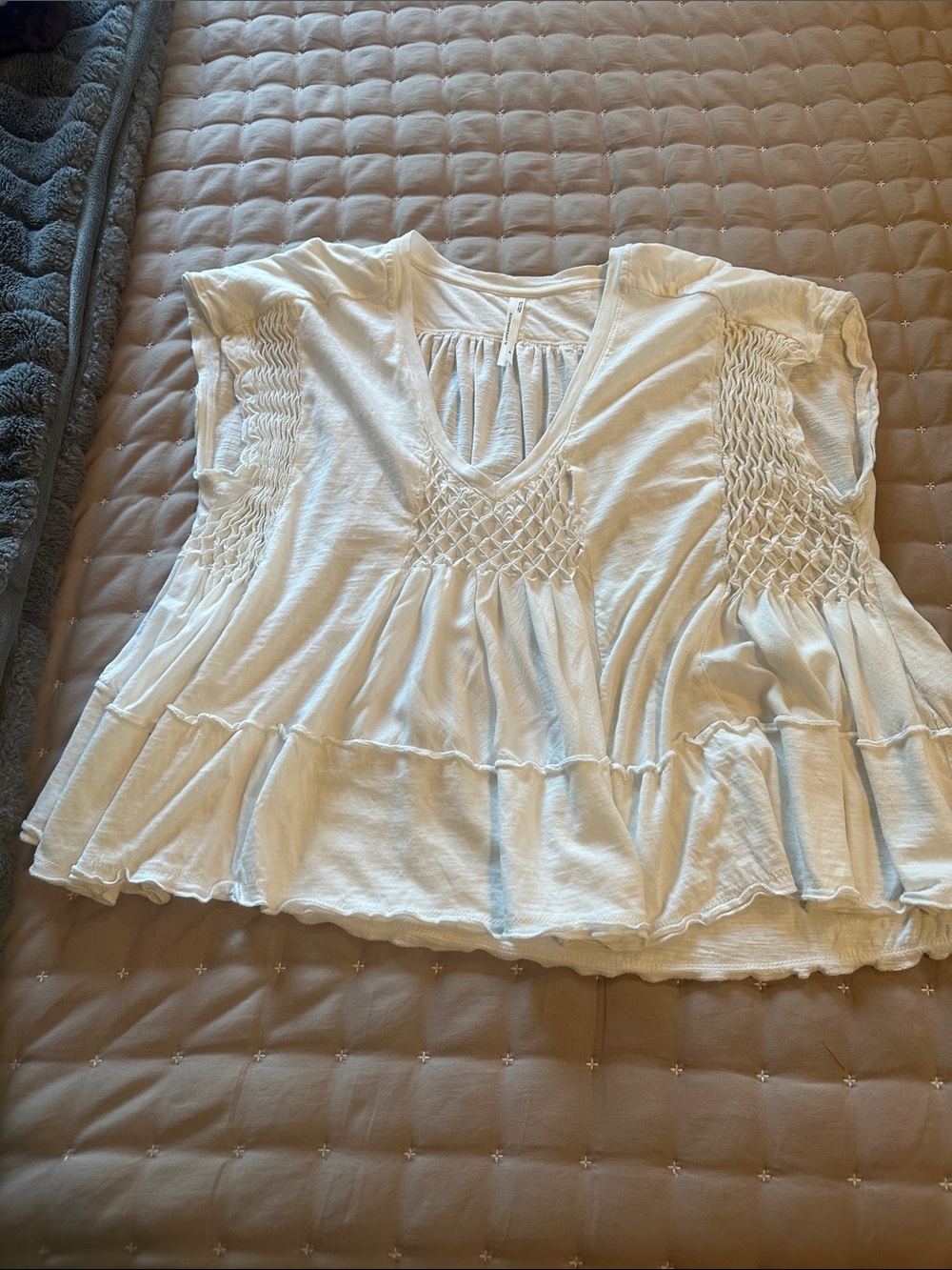 Anthropologie Women’s white Smocked V‑Neck Peasant Top